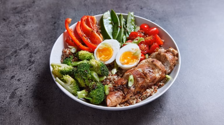 Healthy Chicken and Quinoa Bowl (Easy High-Protein Meal)